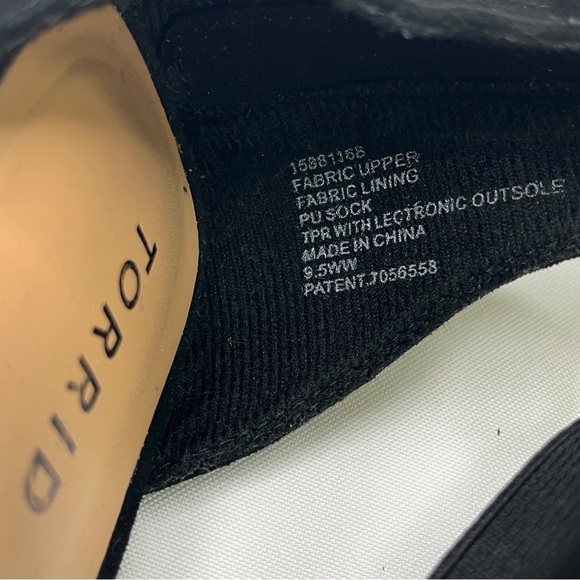 Torrid Faux Suede Elastic Criss-Cross Strappy Black Sandals Womens Size 9.5WW - Picture 13 of 13